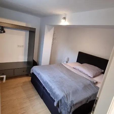 Sanic * Kronberg im Taunus